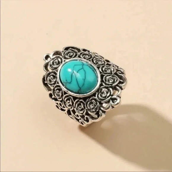 Boho turquoise & silver ring, Sz 9 - Picture 1 of 2